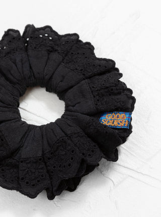 Baby Blumberg Scrunchie Black by Good Squish | Couverture & The Garbstore