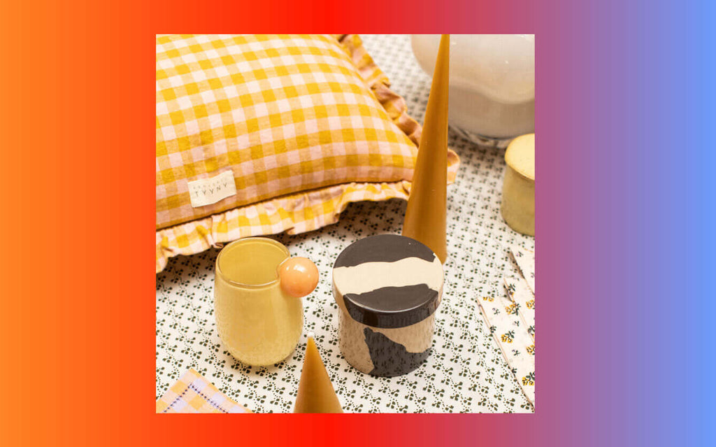 Chromotherapy In The Home: Red, Purple & Orange | Couverture & The Garbstore