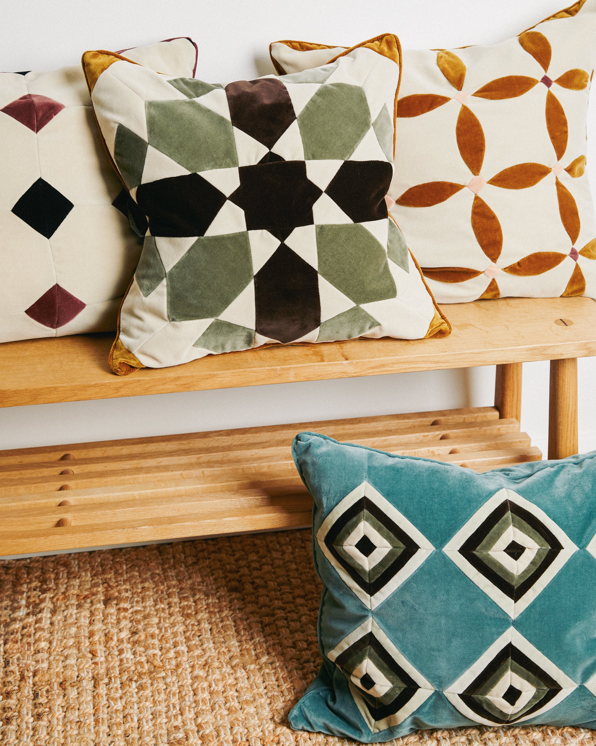 Arab Bowl by Enza Fasano Ceramiche | Couverture & The Garbstore