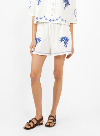 Caspia Shorts Off White by Meadows | Couverture & The Garbstore