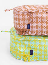 Packing Cube Set Pink & Green Pixel Gingham by BAGGU | Couverture & The Garbstore
