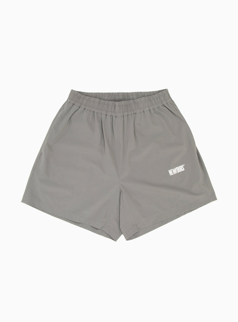 NEWYOURS Easy Shorts Grey by SOFTHYPHEN | Couverture & The Garbstore