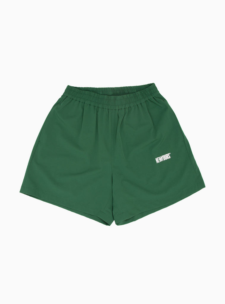 NEWYOURS Easy Shorts Green by SOFTHYPHEN | Couverture & The Garbstore
