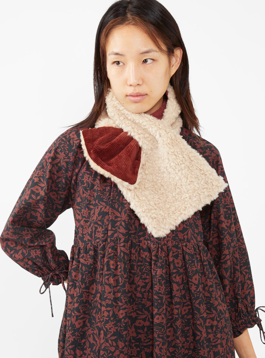 side line scarf pattern
