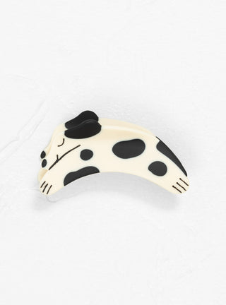 Puppy Hair Claw Off White & Black by Winona Irene | Couverture & The Garbstore