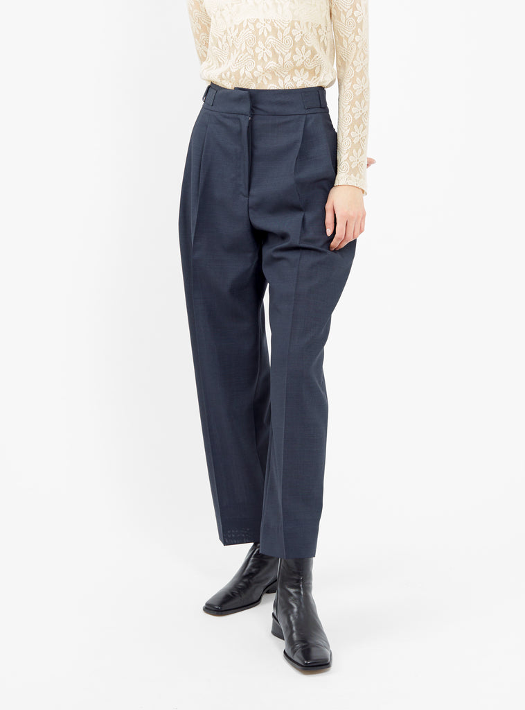 Crisp pleated trouser in slate colourway 
