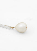 Drop Pearl Hair Pin Silver by BEATRIZ PALACIOS | Couverture & The Garbstore