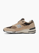 Made in UK M991CGB Pale Khaki & Silver Mink by New Balance | Couverture & The Garbstore