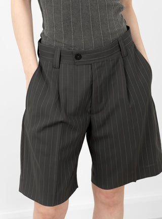 Classic Shorts Anthracite Pinstripe by mfpen | Couverture & The Garbstore
