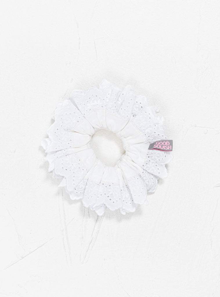 Queen Scrunchie White (Whimsical Upgrade)