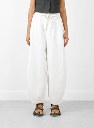 Sultan Pant Milk by Girls of Dust | Couverture & The Garbstore