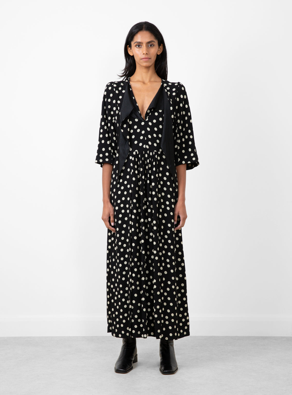 30284128-DotPrintDressBlack- 