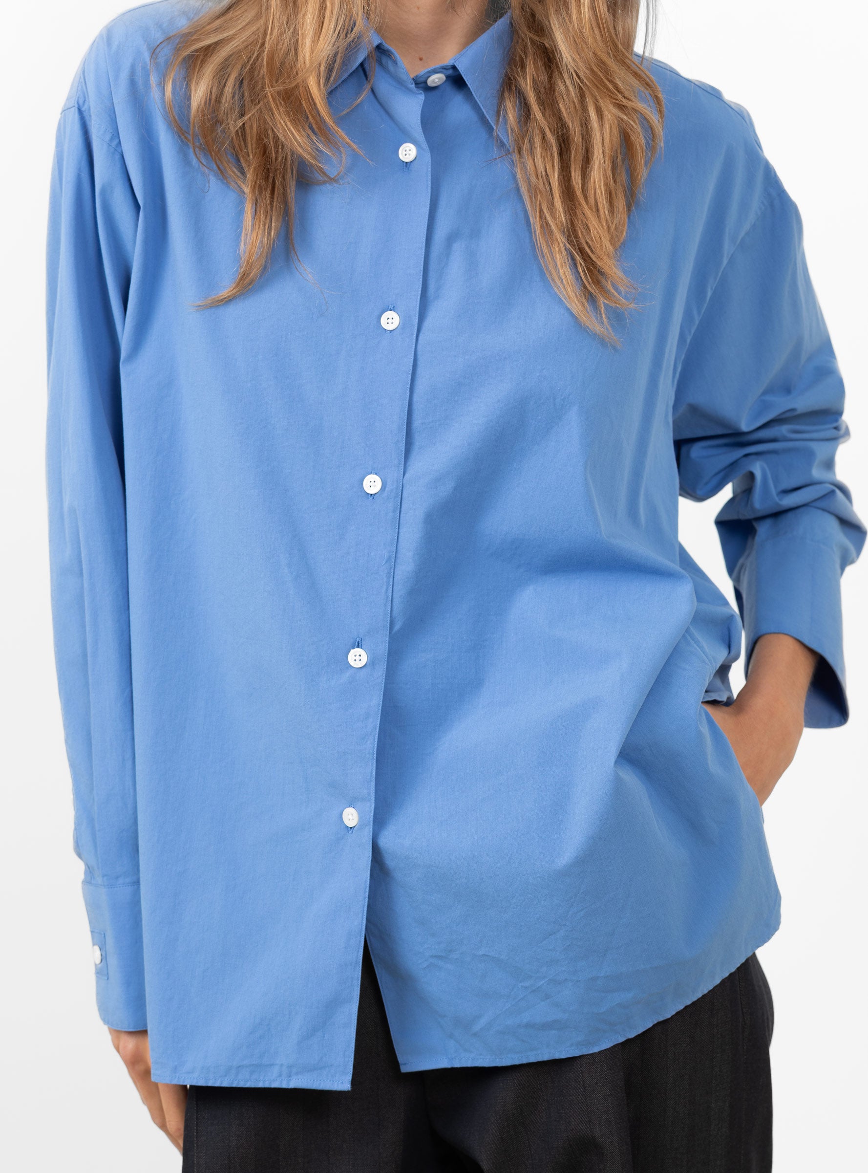 Irregular Shirt Desktop Blue by mfpen | Couverture & The Garbstore
