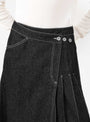 Wrapped Pleated Skirt Black Denim from BEAMS BOY at Couverture & The Garbstore Model detail