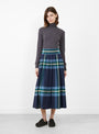The Big Tartan Skirt from BEAMS BOY at Couverture & The Garbstore Model
front