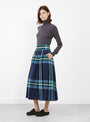The Big Tartan Skirt from BEAMS BOY at Couverture & The Garbstore Model
Side