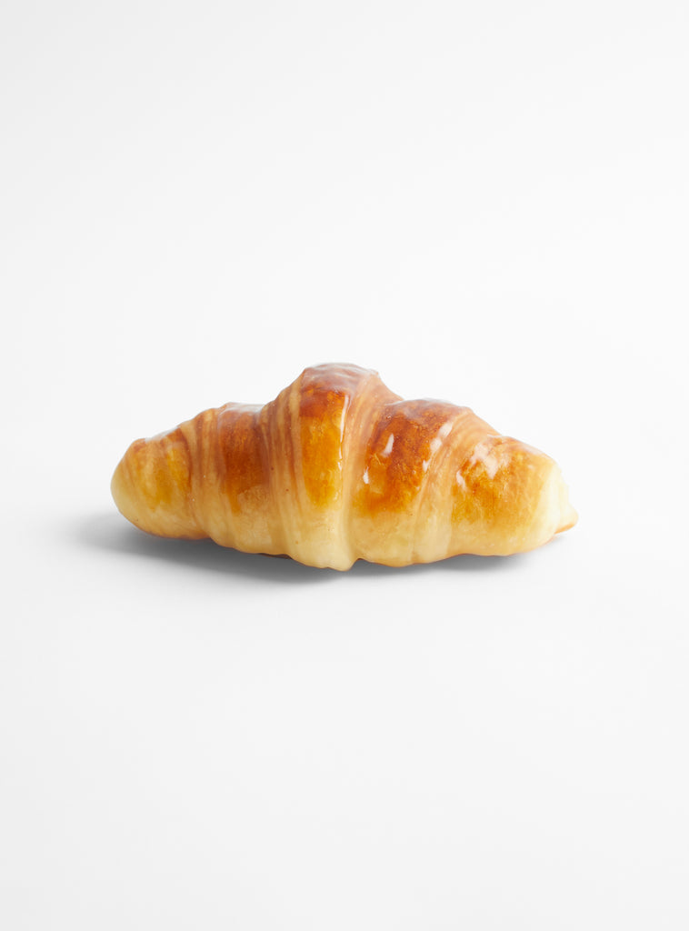 The Croissant Lamp from Pampshade at Couverture & The Garbstore
front 