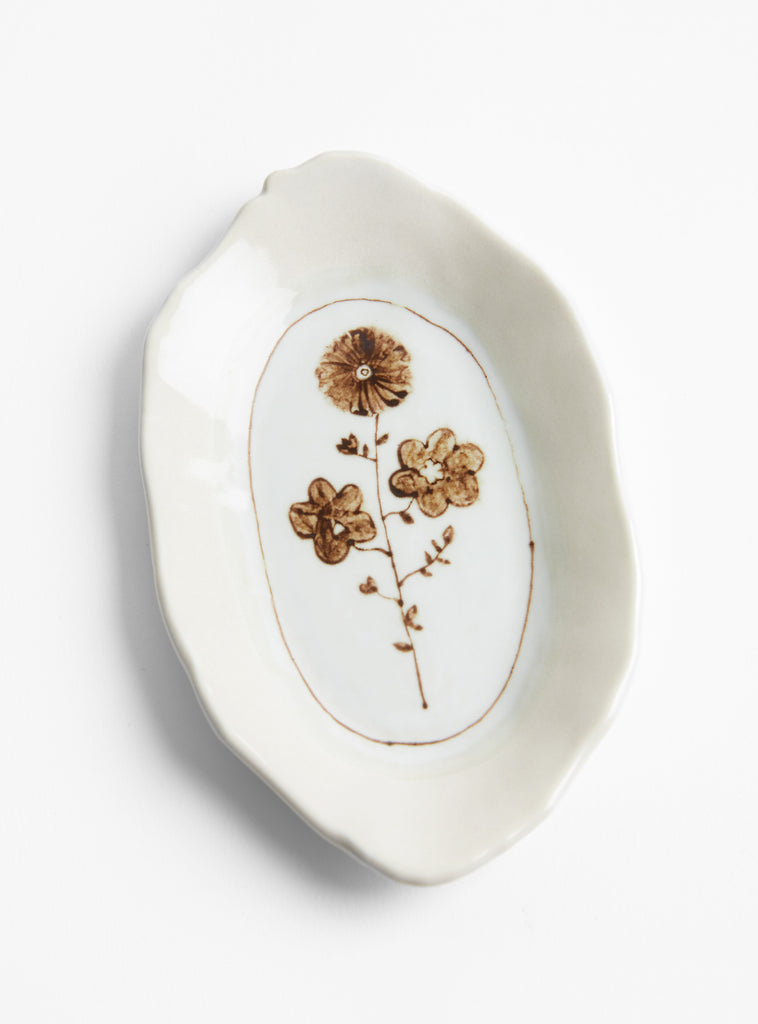 The Alpine Oval Tray 2 from Stephanie Dawn Matthias at Couverture & The Garbstore
top 