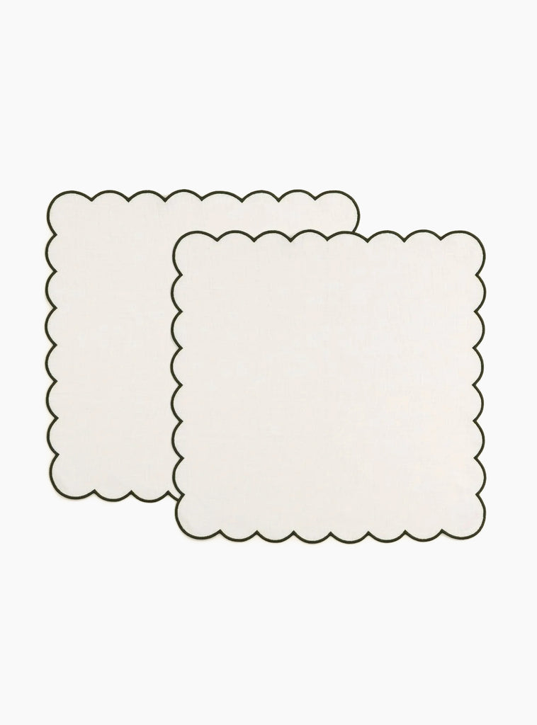 Scalloped Napkins in White & Green  Tomète at Couverture & The Garbstore
front 