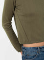 Fitted Crop Crew Jumper Cypress from Himalayan Cashmere at Couverture & The Garbstore
model detail