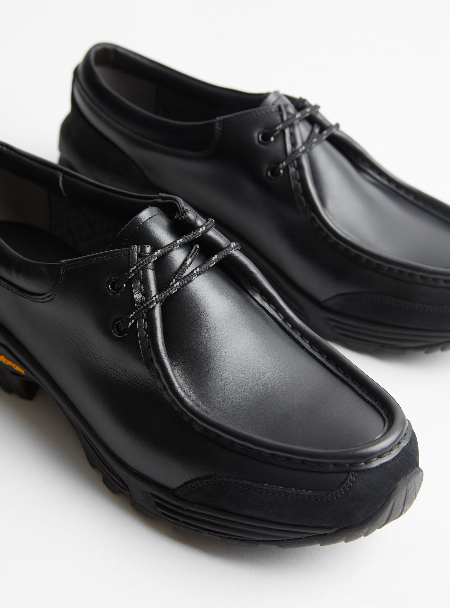 Tyrolean Hybrid GTX Black by REGAL Shoe & Co. | Couverture & The
