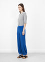 The Tosk Harem Pants Klein from Suzie Kondi at Couverture & The Garbstore
model side