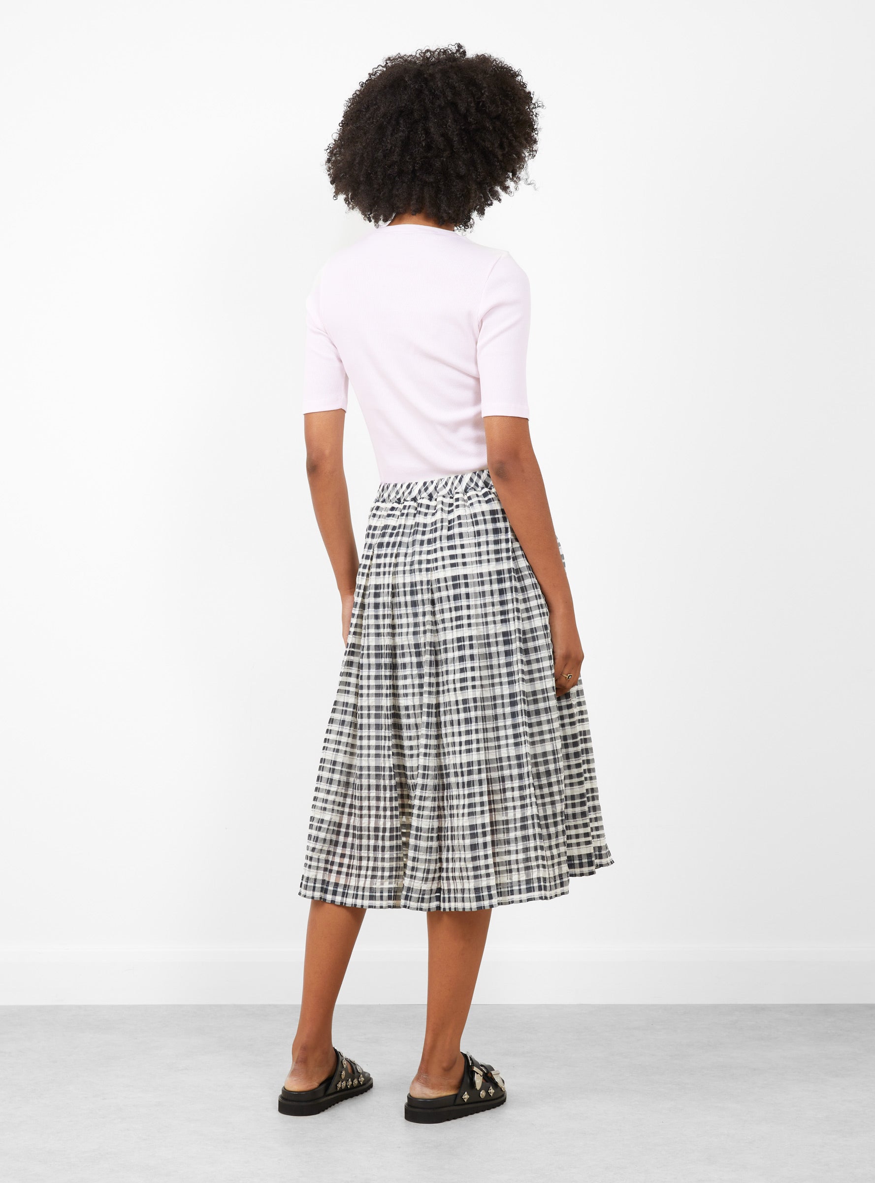 W Rosetta Skirt Charcoal and Off White-Charcoal and Off WhiteYMC(model back) at Couverture & The Garbstore