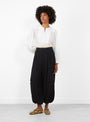 Lisette Solid Pants Black-Black-Sea(model front) at Couverture & The Garbstore [pos:1.jpg]