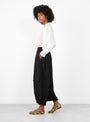 Lisette Solid Pants Black-Black-Sea(model side) at Couverture & The Garbstore [pos:2.jpg]