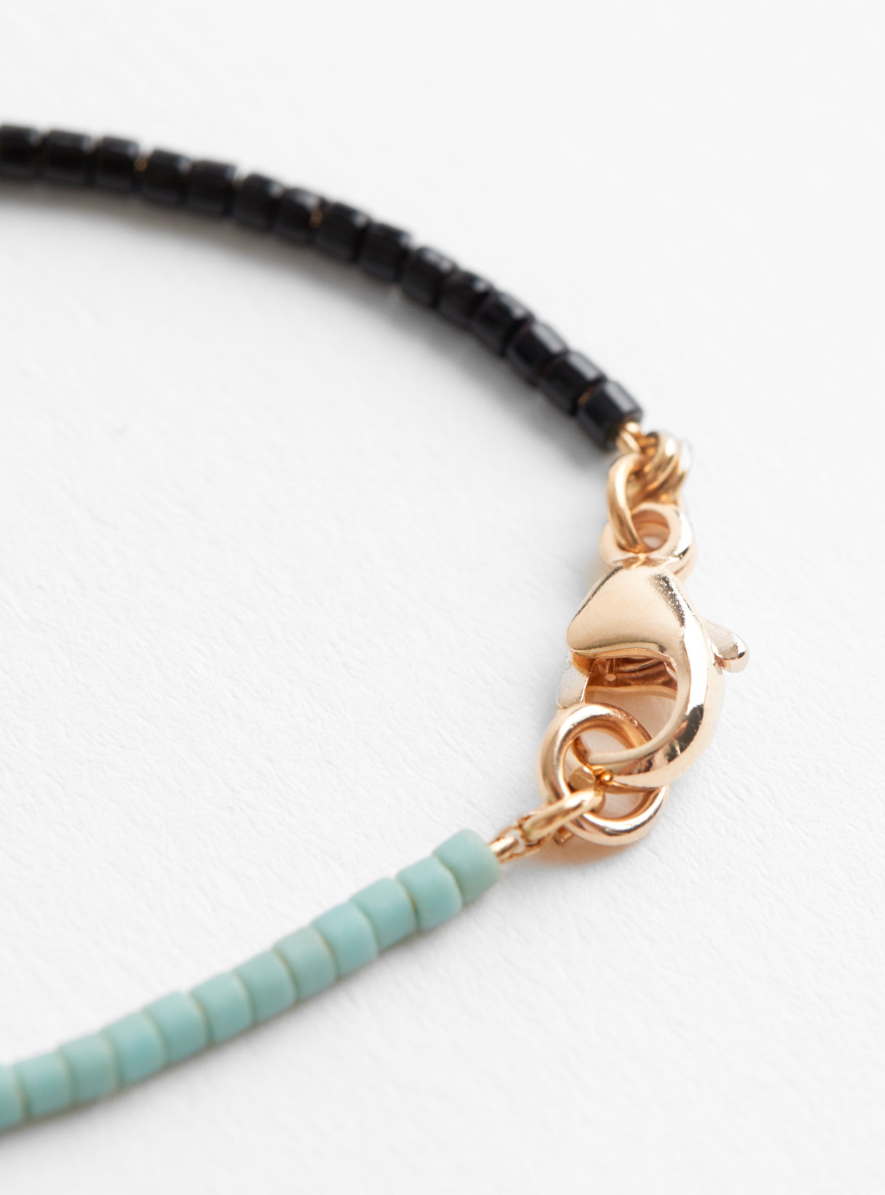 Miyuki Beads Necklace with Small Threads PaprikaPaprikaHR close up at Couverture & The Garbstore