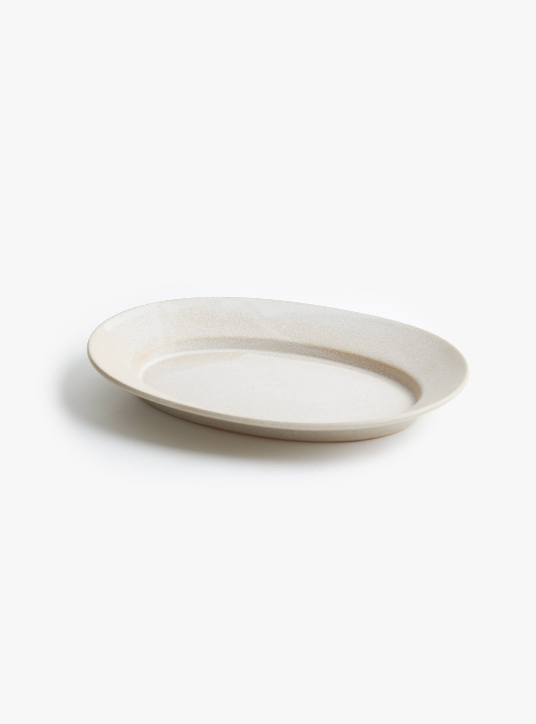 Patina Rim Oval Plate M-Stone Beige-Jiseungmin ceramics(front) at Couverture & The Garbstore