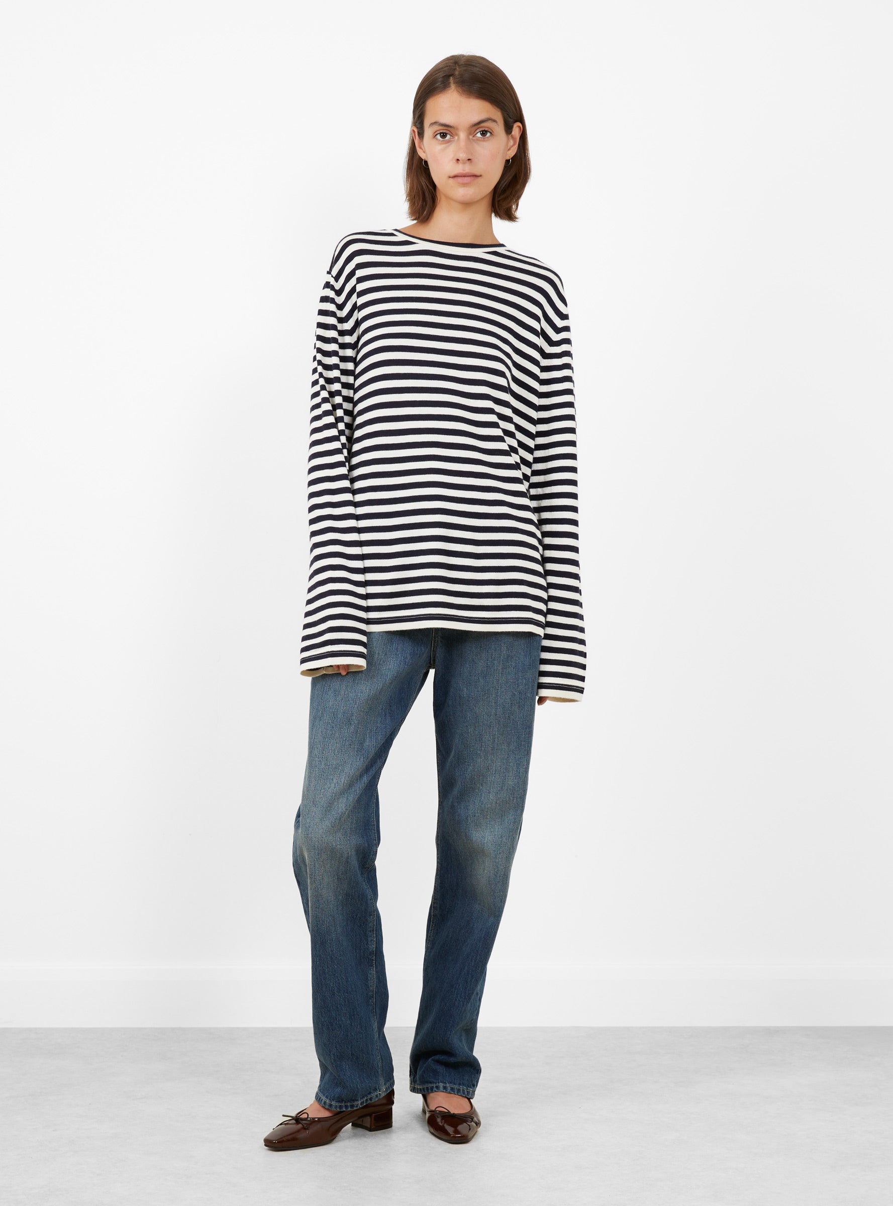 No 500 Jones Long Sleeve T-Shirt Breton Breton Extreme Cashmere (model front) at Couverture & The Garbstore