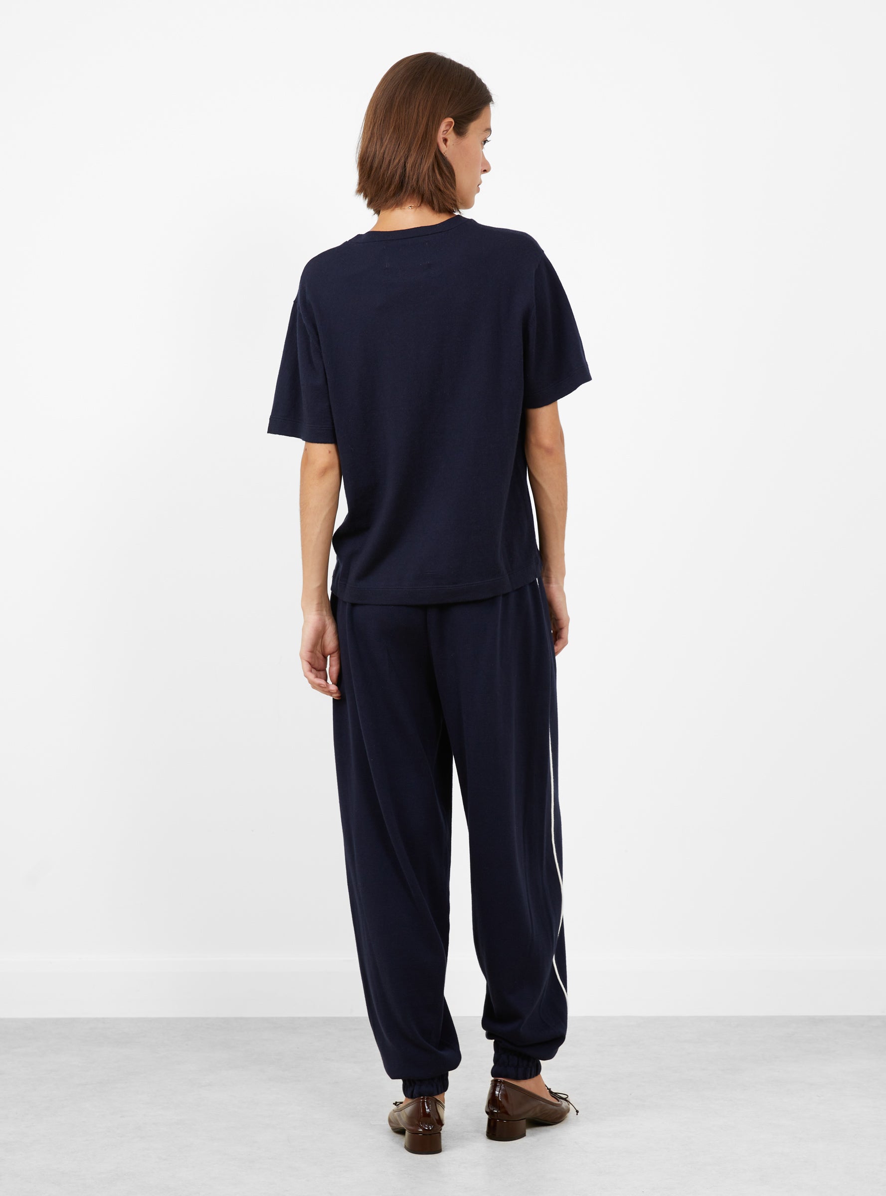 No 268 Cuba T-Shirt Navy Navy Extreme Cashmere (model back) at Couverture & The Garbstore