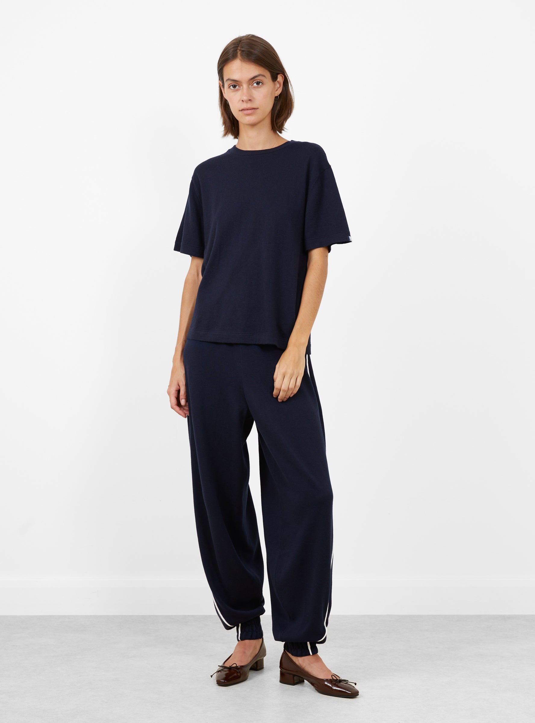No 268 Cuba T-Shirt Navy Navy Extreme Cashmere (model front) at Couverture & The Garbstore