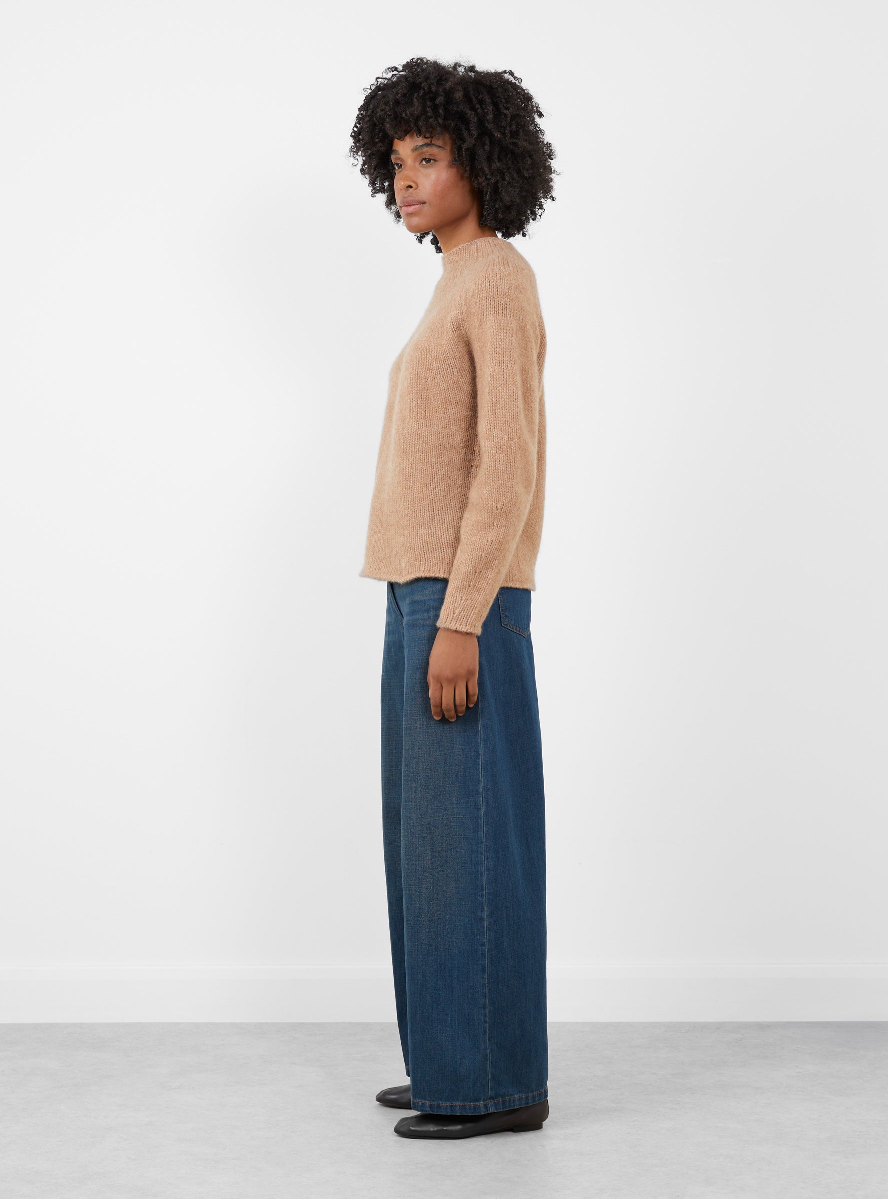 Raglan Taper Sleeve Jumper Fawn Fawn HIMALA (model side) at Couverture & The Garbstore
