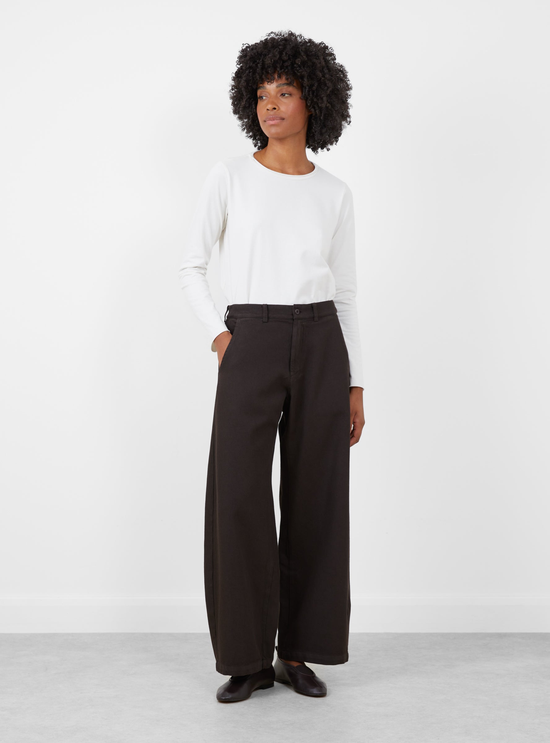 Panta Sbam Trousers Cacao Cacao LABO ART (model front) at Couverture & The Garbstore