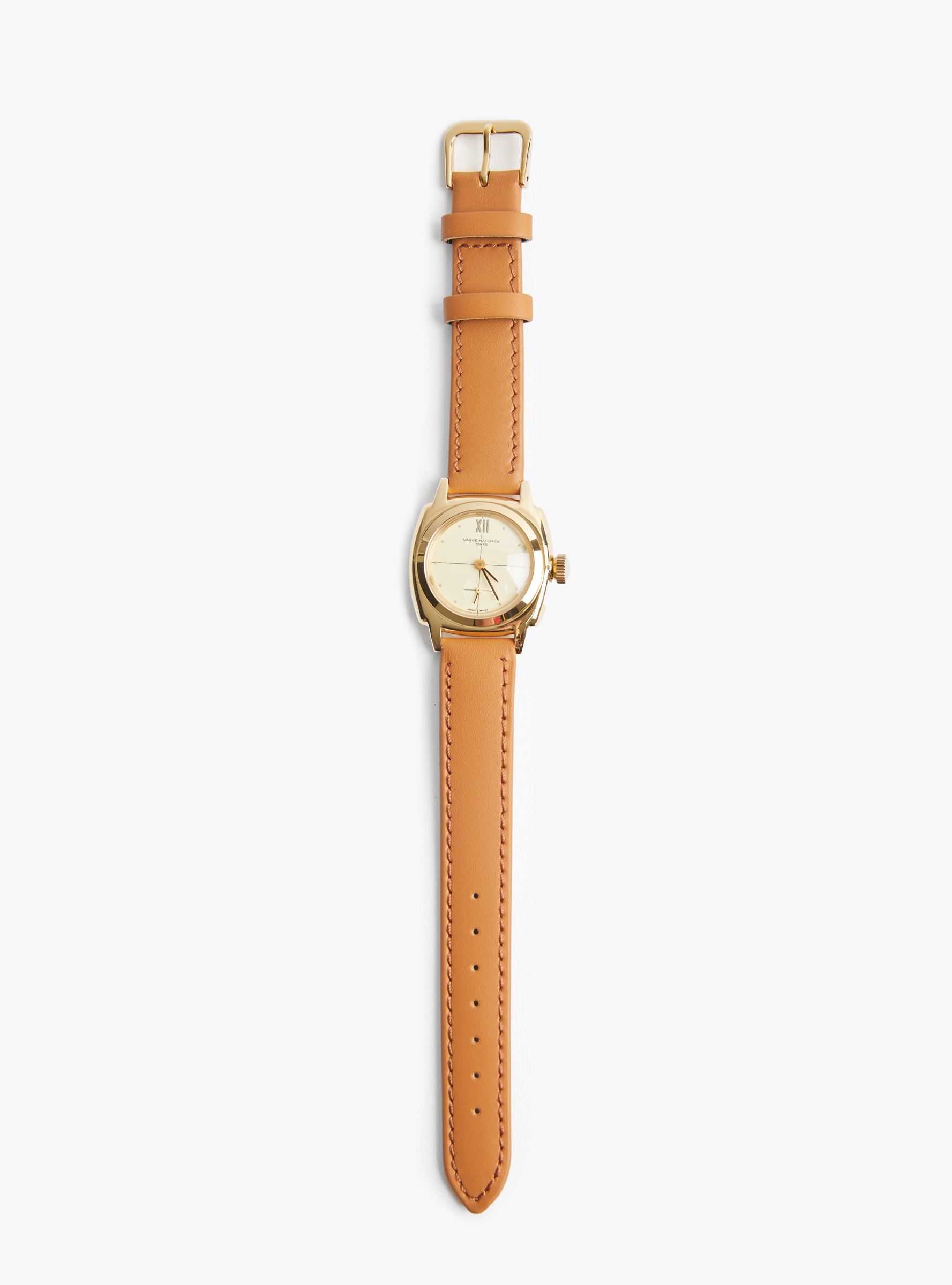 W Coussin Sophie Watch Caramel Leather Caramel Leather VAGUE (top view front) at Couverture & The Garbstore