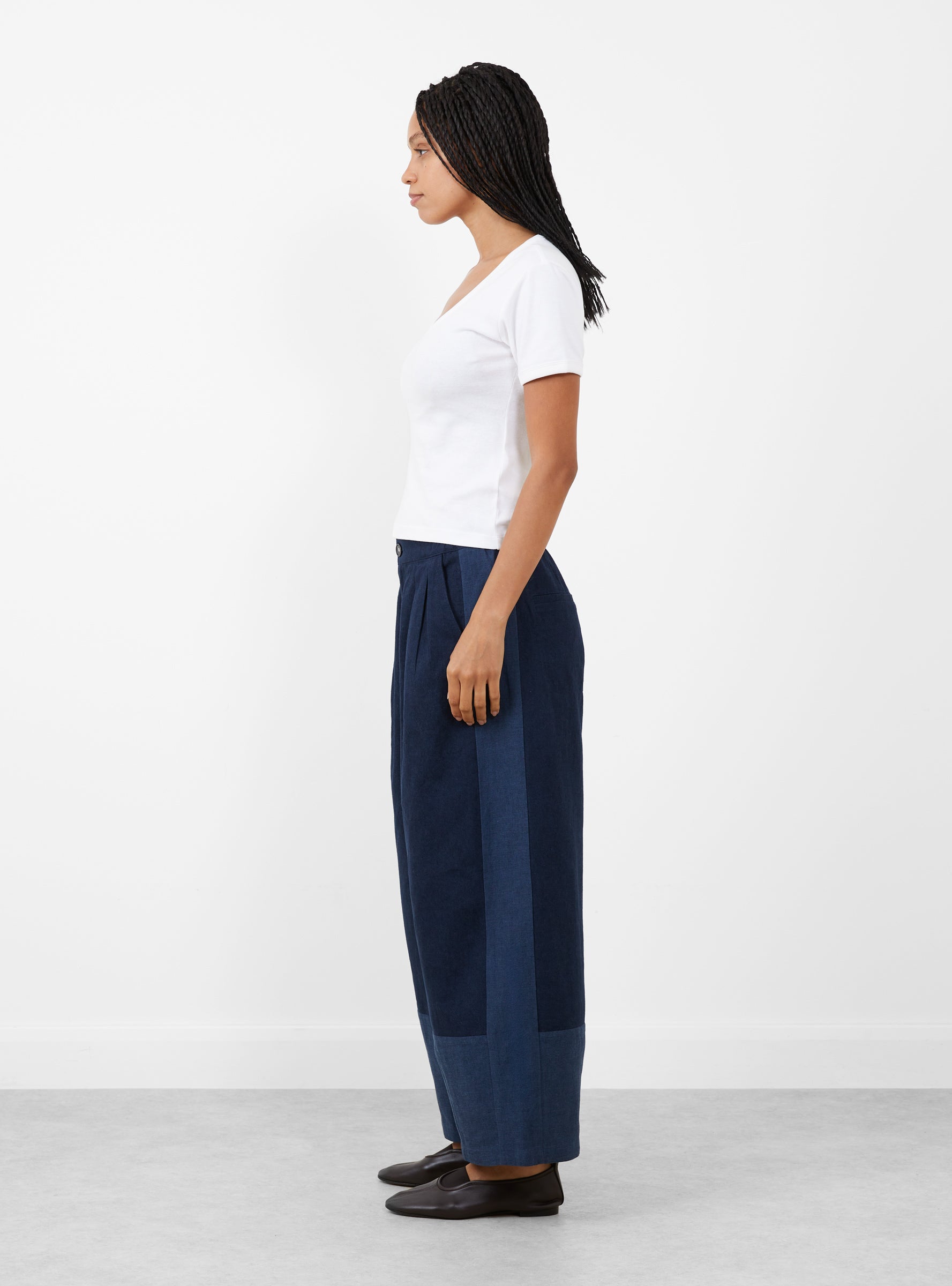 Leila_Trousers_Indigo_Mix_Indigo_Mix_SIDELINE_Model_side at Couverture & The Garbstore