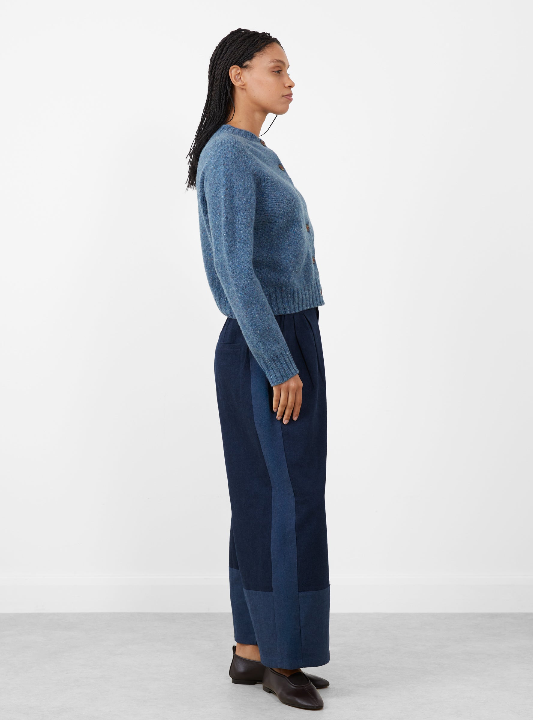 Nova_Cardigan_Denim_Fleck_Denim_Fleck_SIDELINE_Model_side at Couverture & The Garbstore