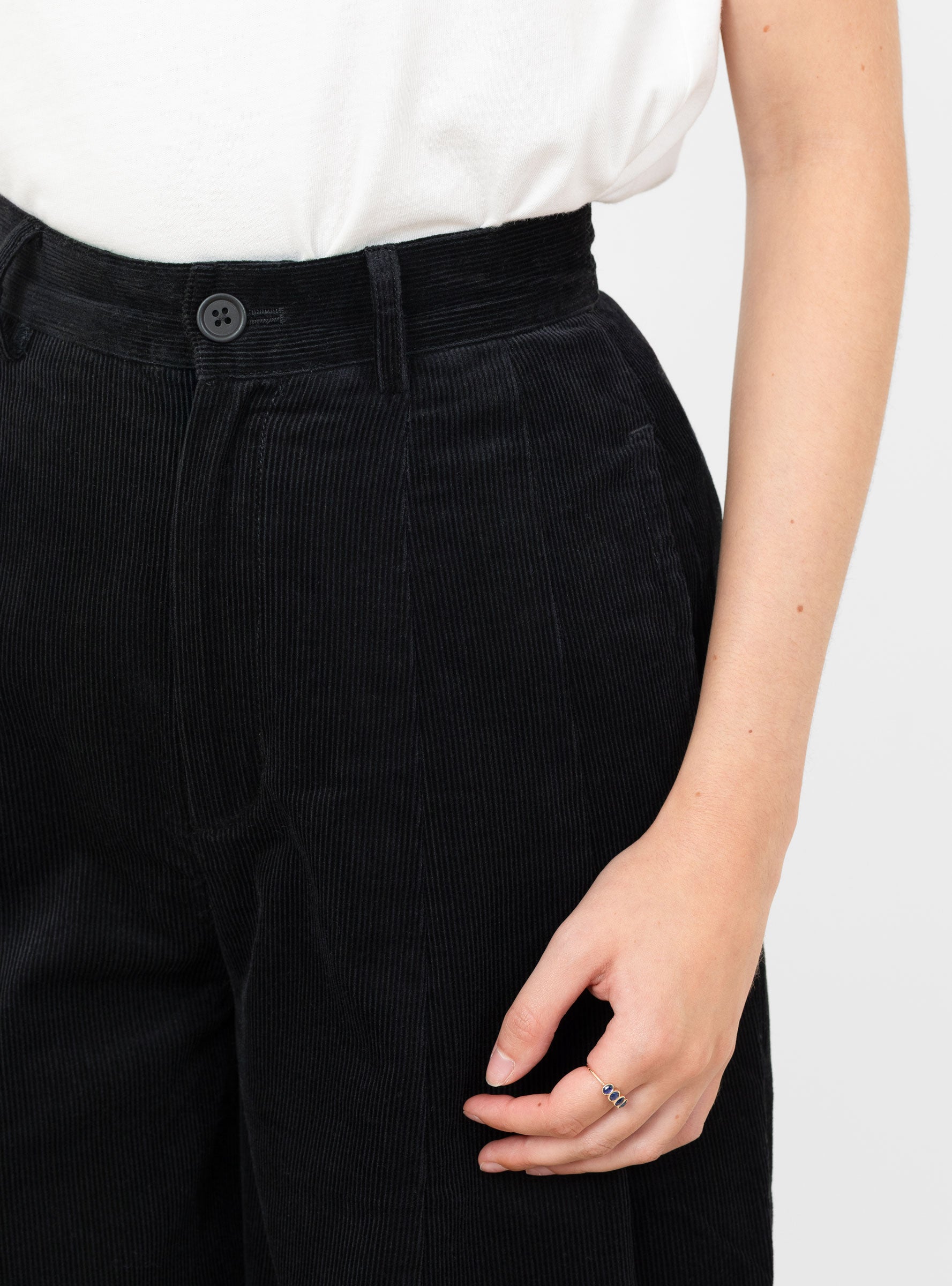 Unisex_Corduroy_Skate_Trouser_Black_Black_7115_Model_Close-Up at Couverture & The Garbstore