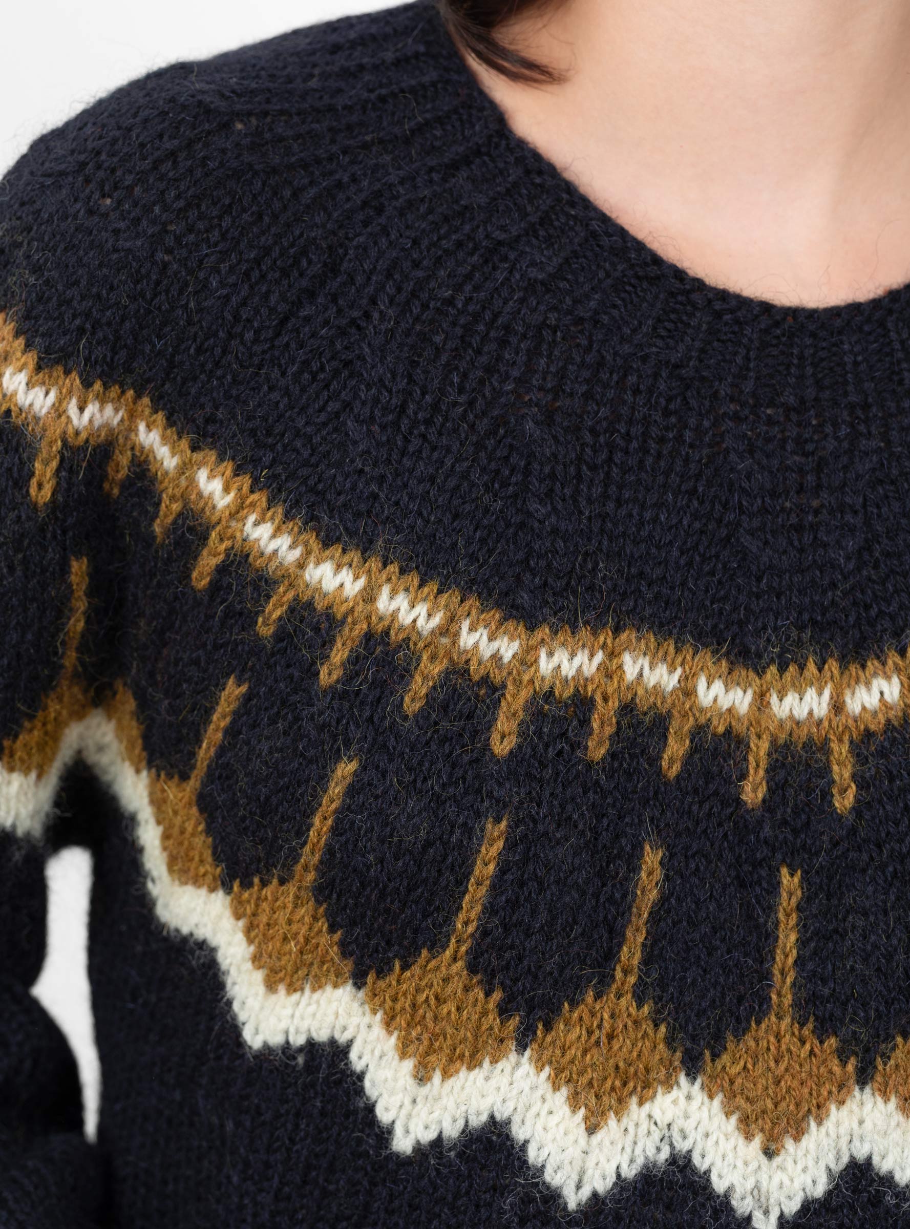 W_Mini_Jeepster_Knit_Navy_Multi_Navy_Multi_YMC_Model_Close-Up at Couverture & The Garbstore