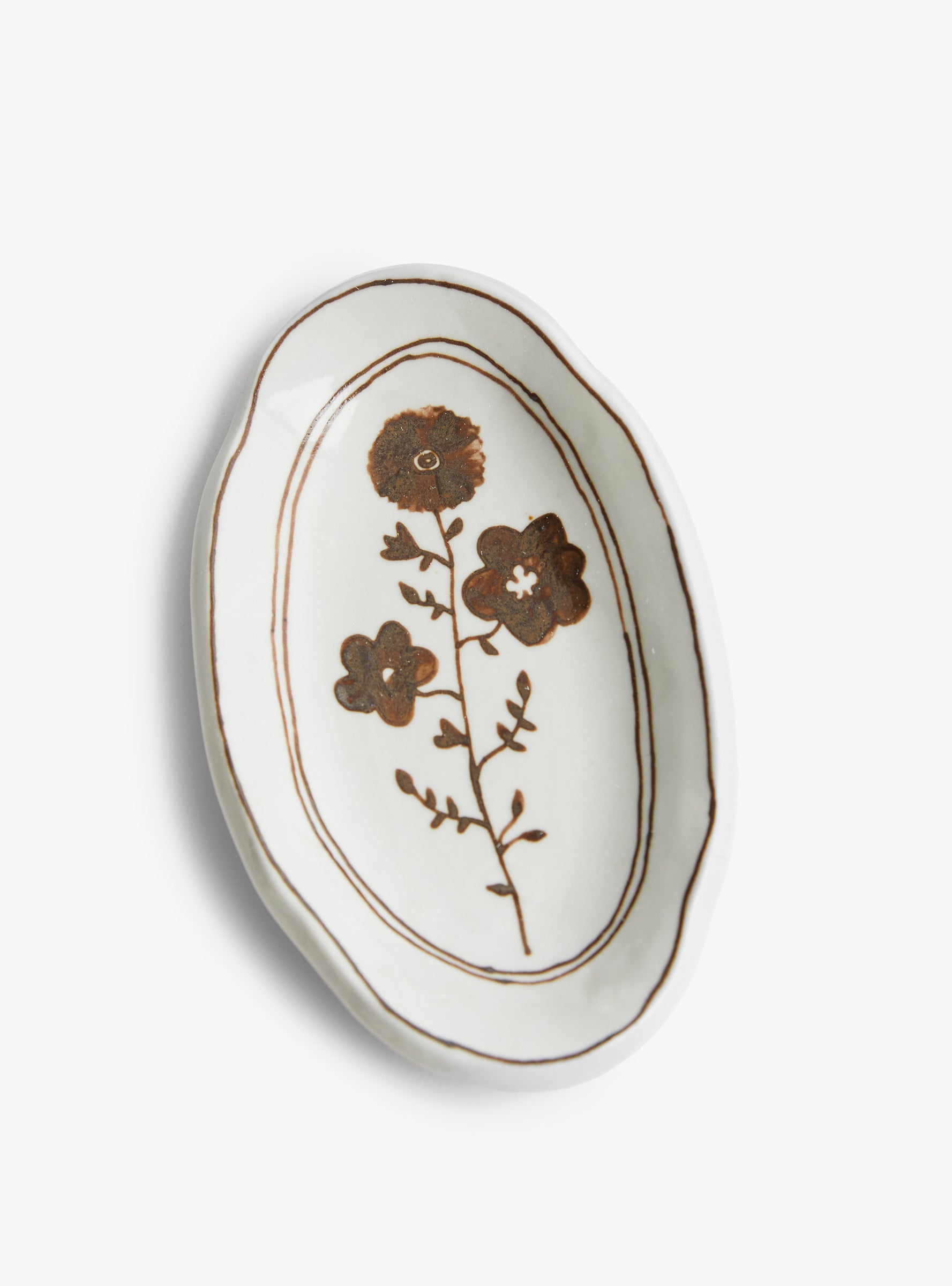 Alpage Petit Oval Tray White Stephanie Dawn Matthias (top view) at Couverture & The Garbstore