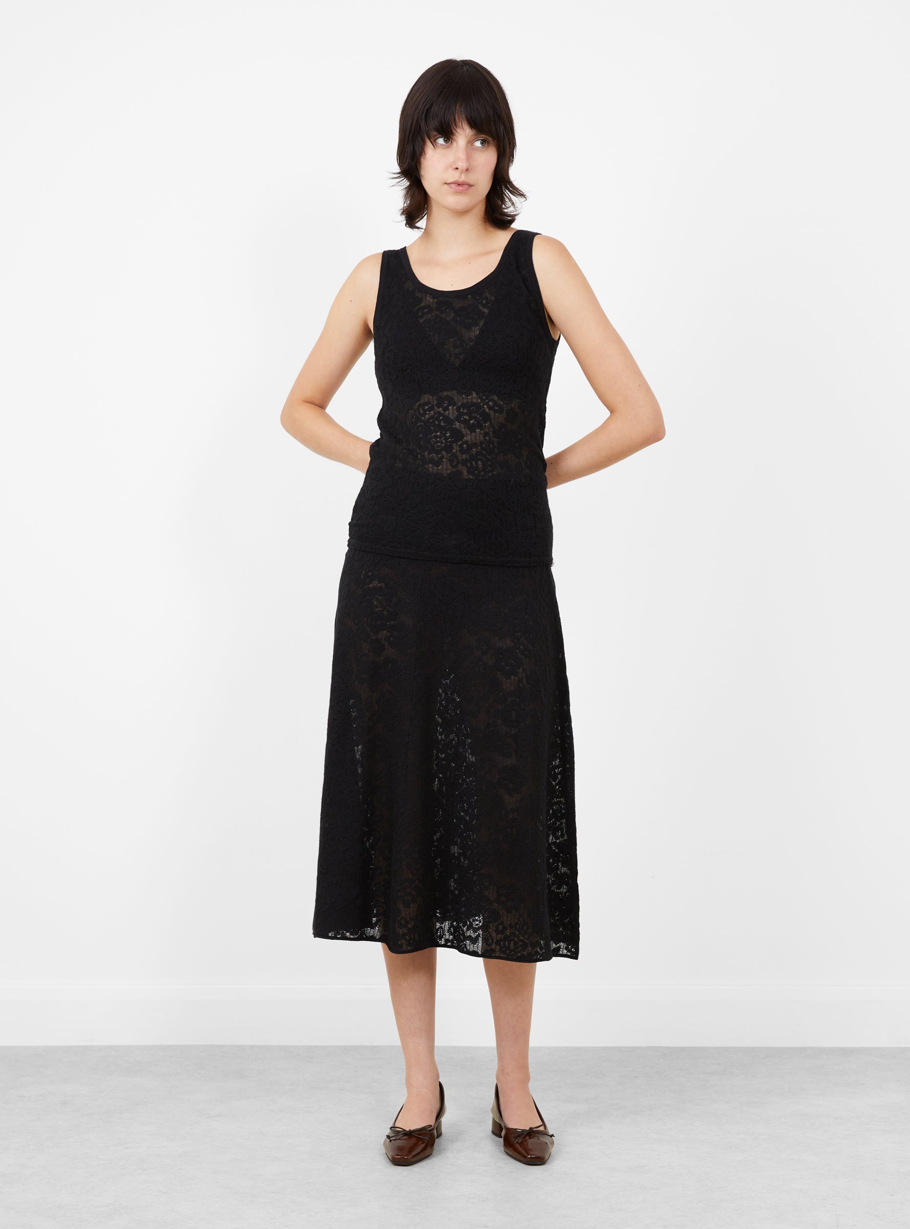 No_523_Kelly_Skirt_Raven_Raven_Extreme_Cashmere_Model_Front at Couverture & The Garbstore