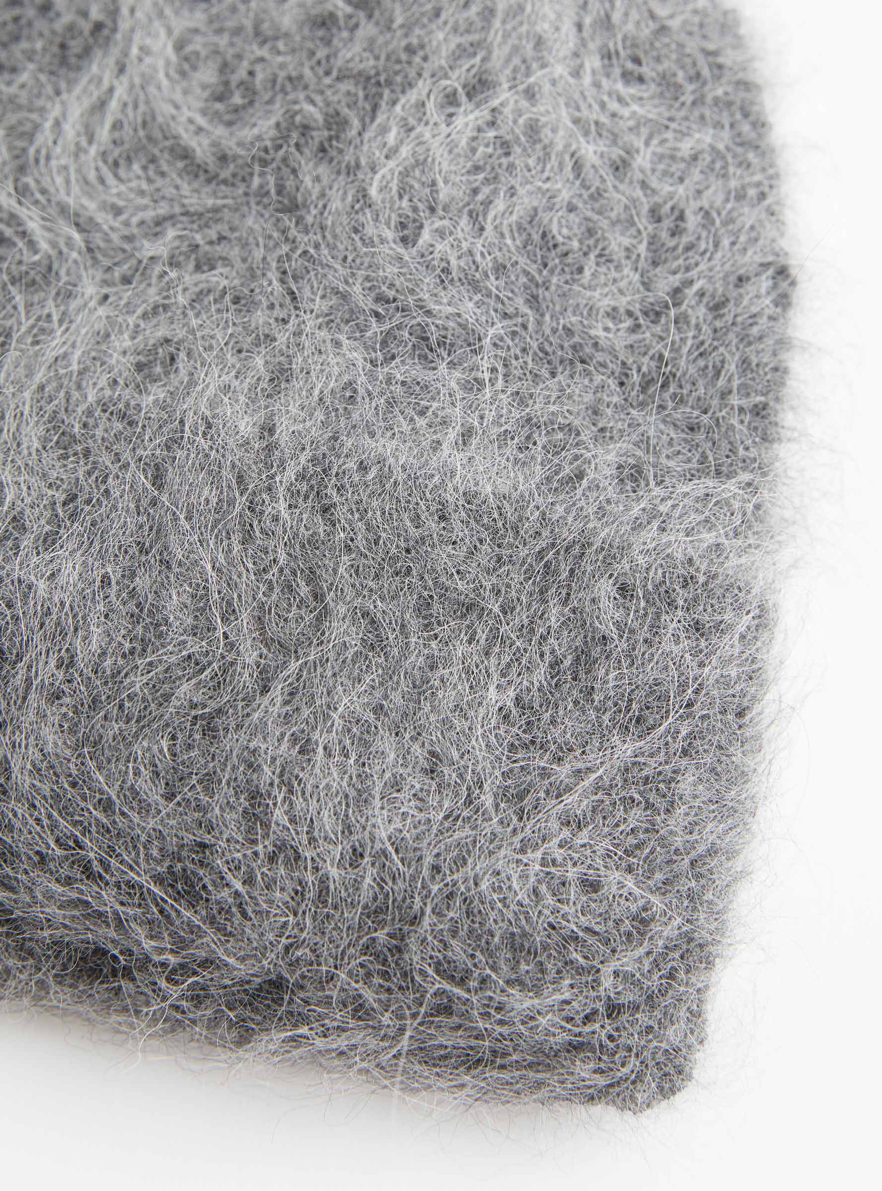 Fuzzy Beanie Charcoal Alpaca Charcoal Alpaca Sefr (fabric detail) at Couverture & The Garbstore