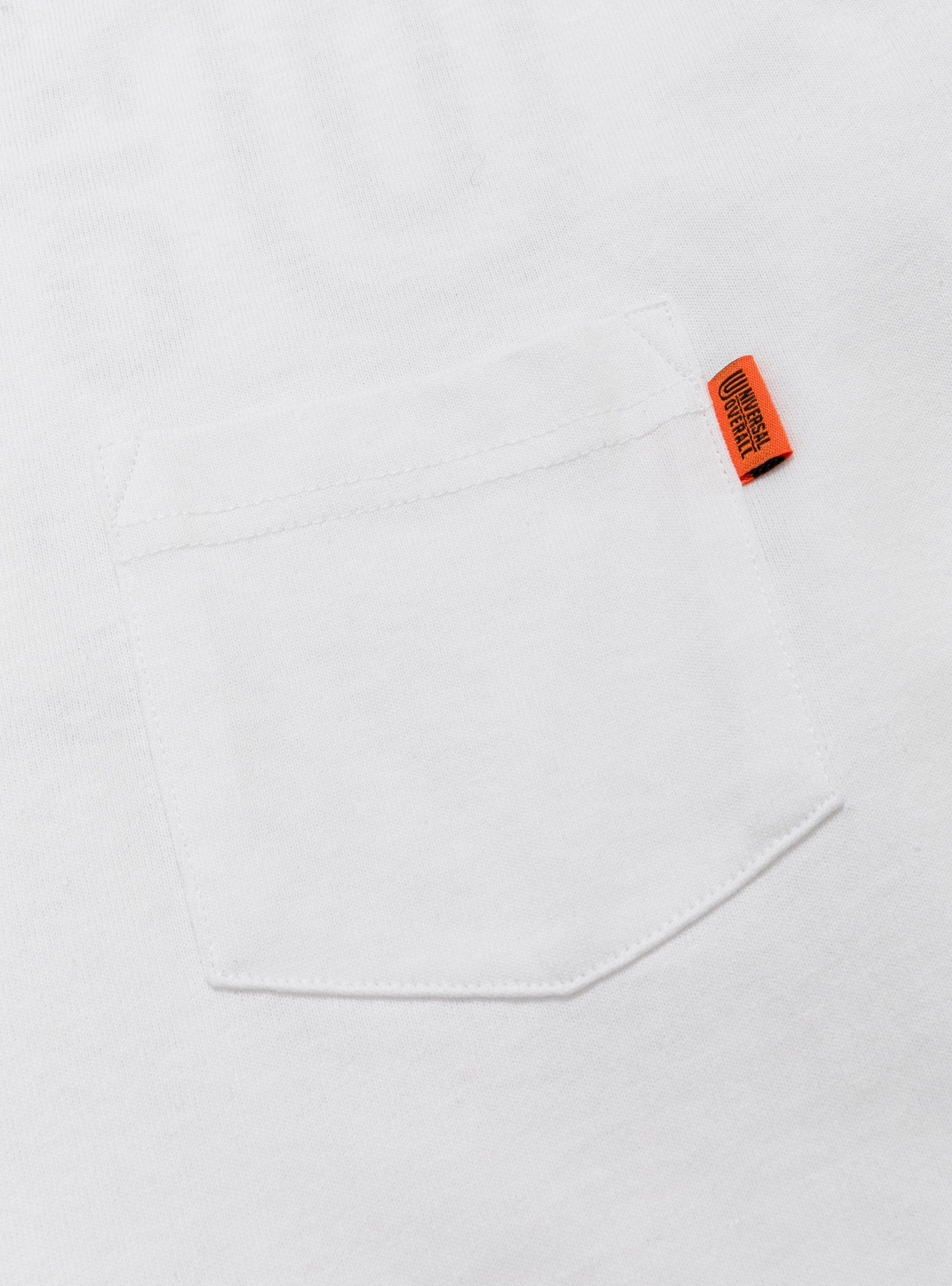 Windy Jr SS Tee White UNIVERSAL OVERALL (pocket detail) at Couverture & The Garbstore