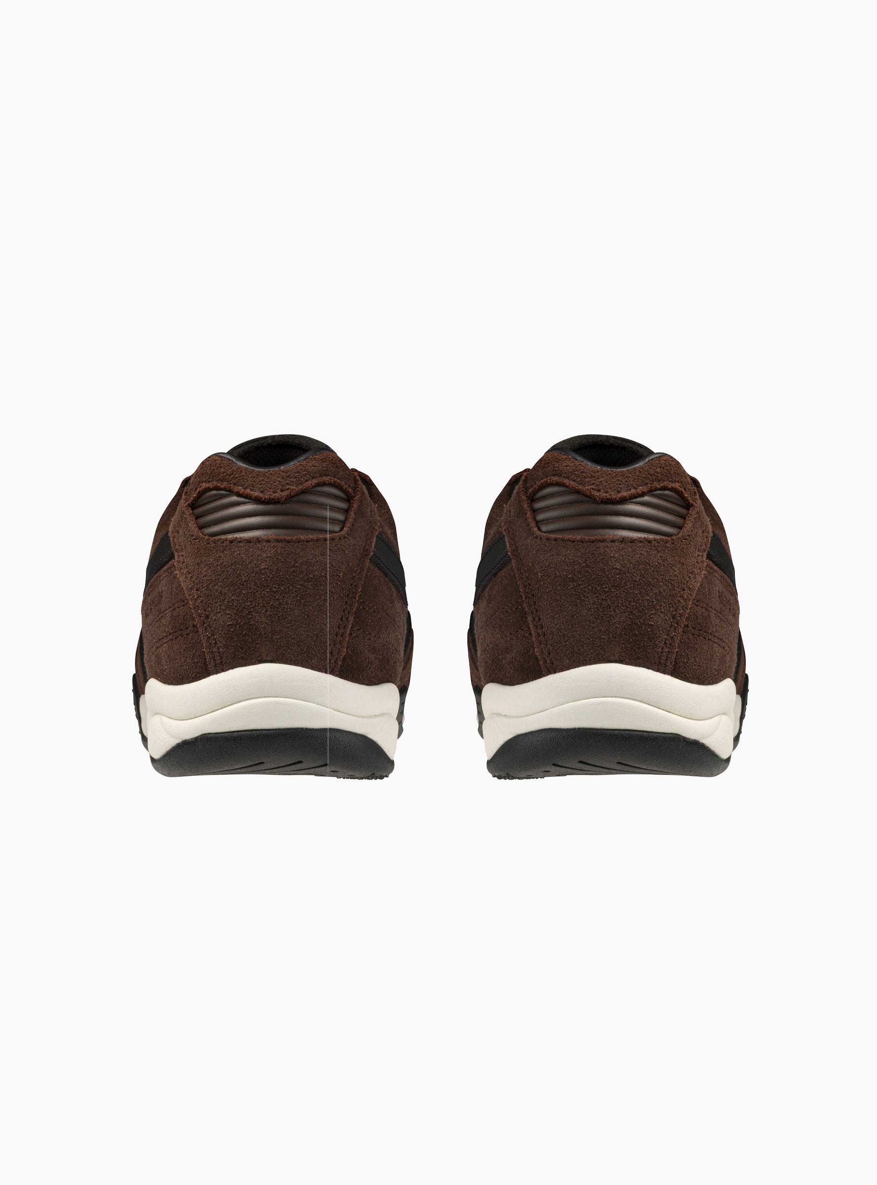 Morelia LS OG Chicory Coffee MIZUNO (Back) at Couverture & The Garbstore