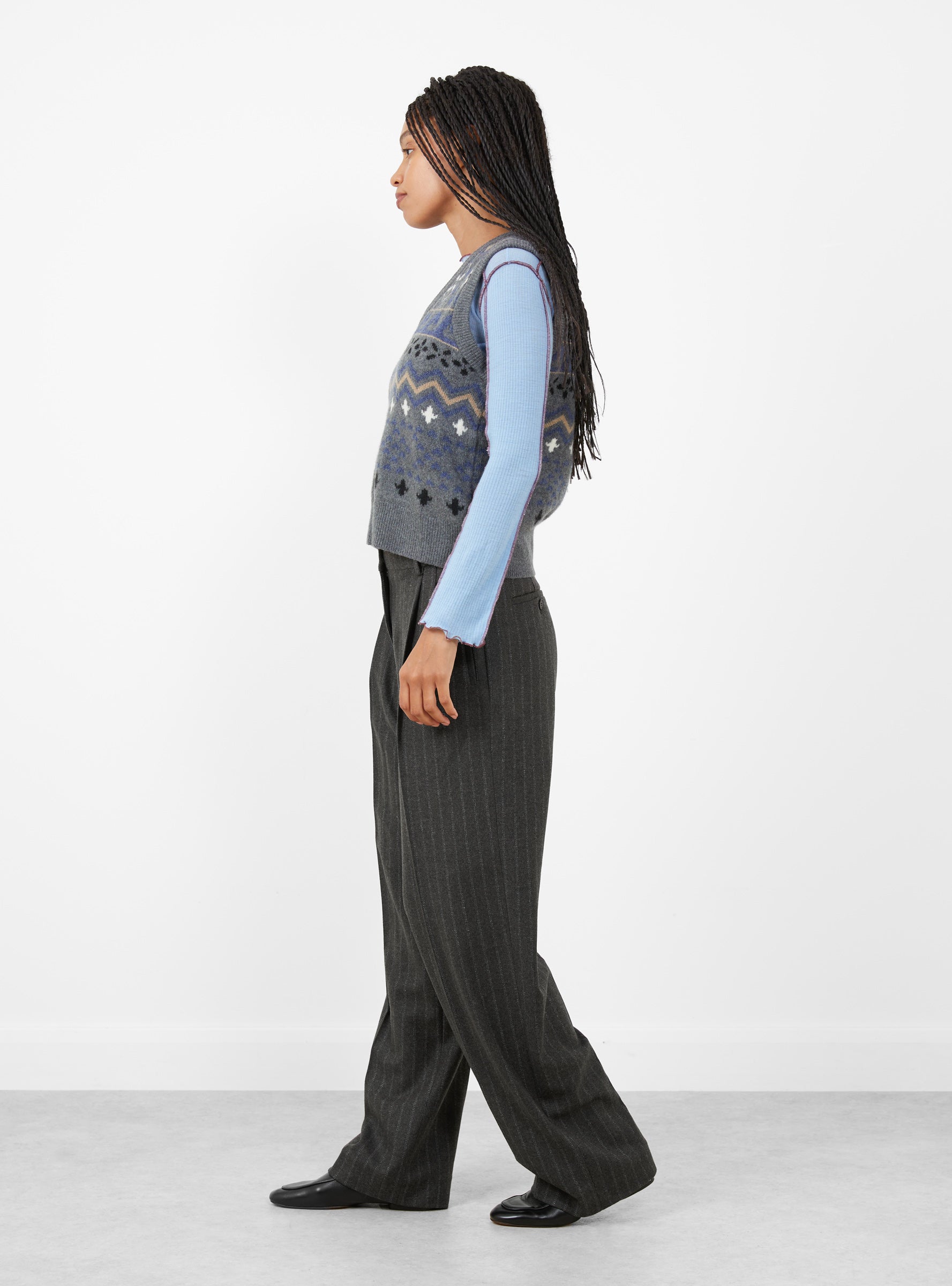 Misty_Vest_Grey_Jacquard_Grey_Jacquard_SKALL_model_side at Couverture & The Garbstore