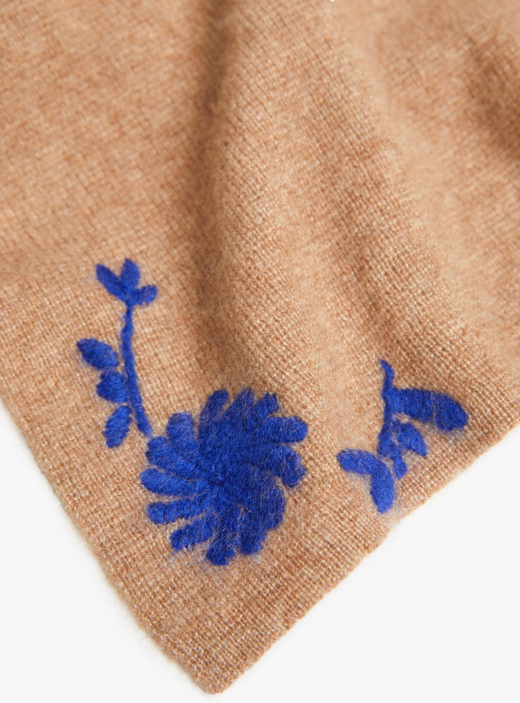 Cashmere Sailor Scarf Fawn Fawn Hansel From Basel (embroider close up) at Couverture & The Garbstore
