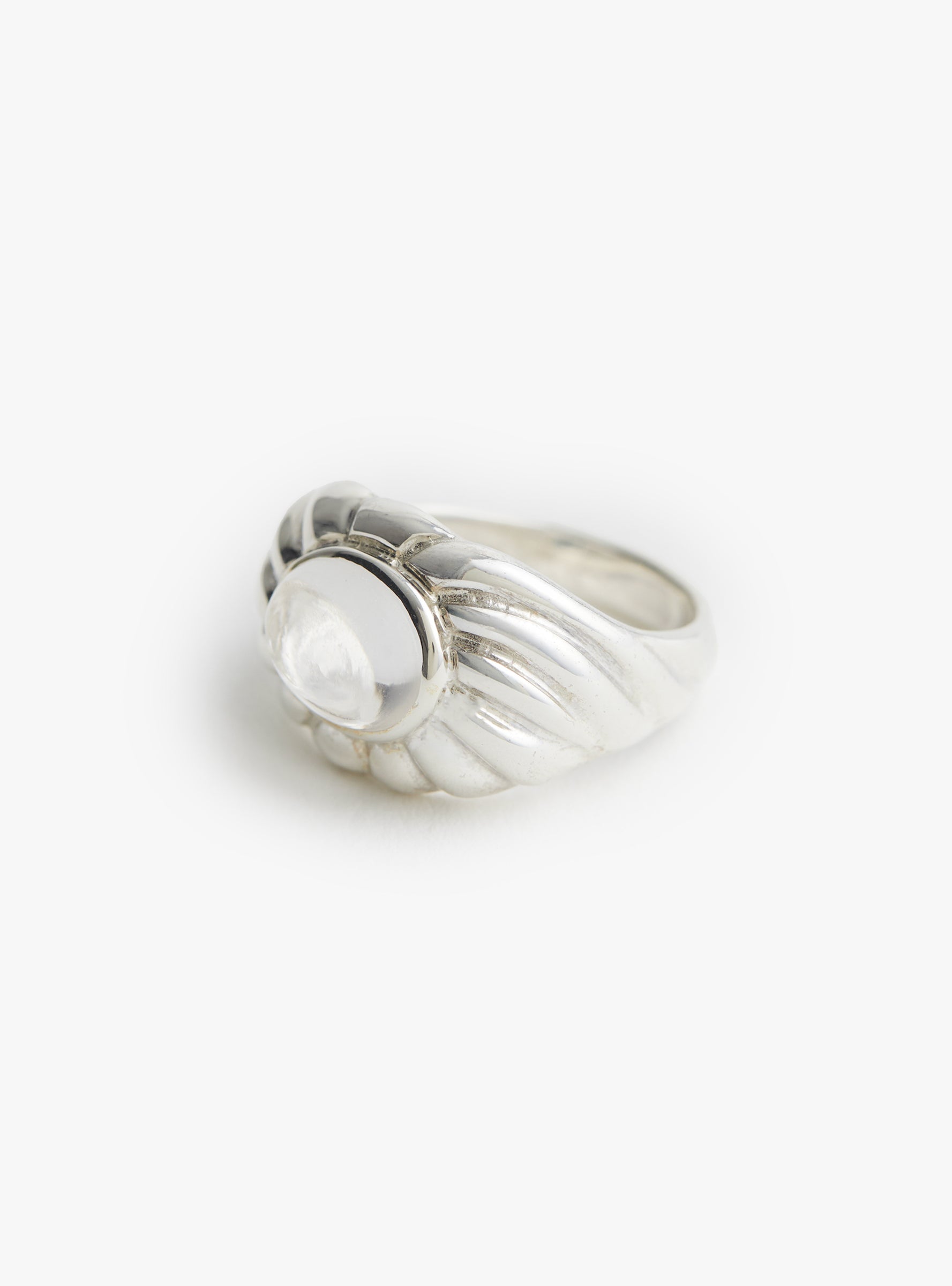 White Quartz Wave Ring Silver Silver Isabella Etou (front) at Couverture & The Garbstore
