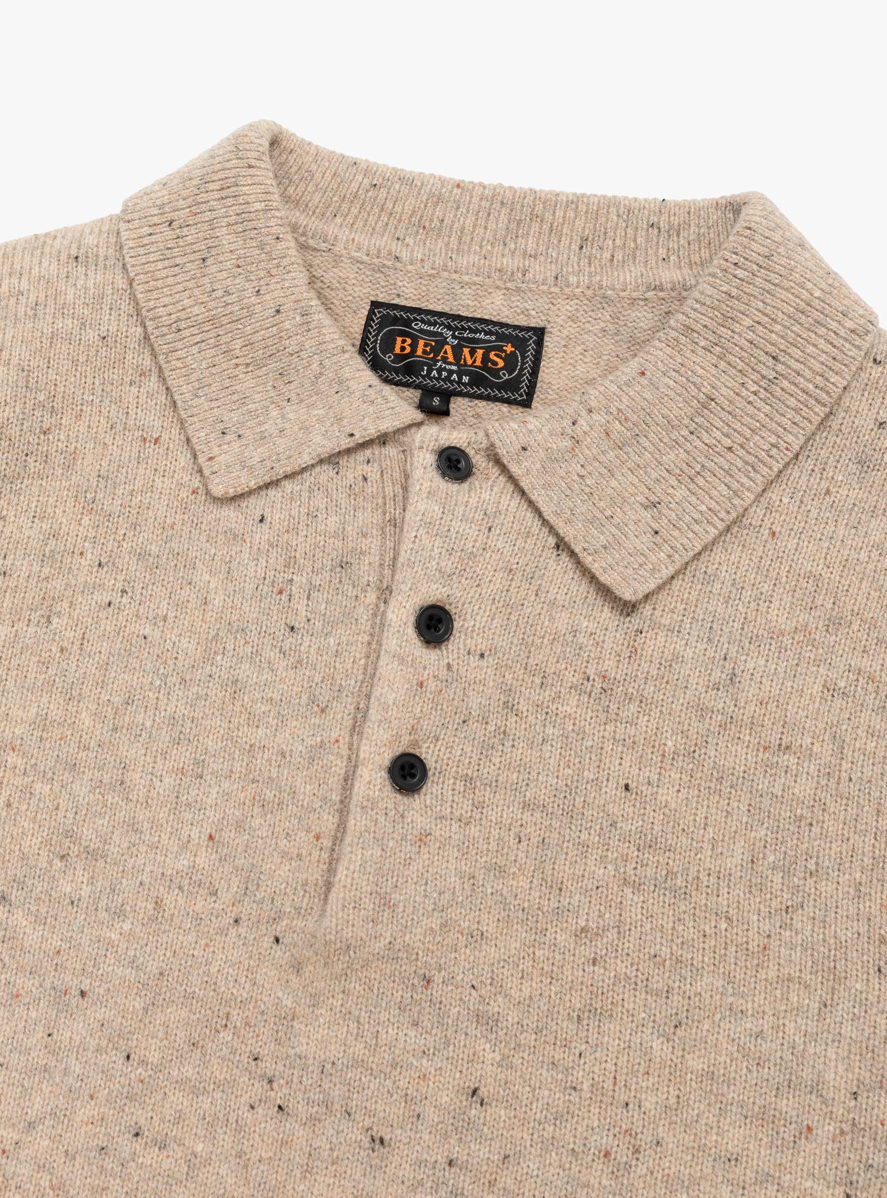 Knit Polo Nep 9G Beige BEAMS PLUS (collar detail) at Couverture & The Garbstore